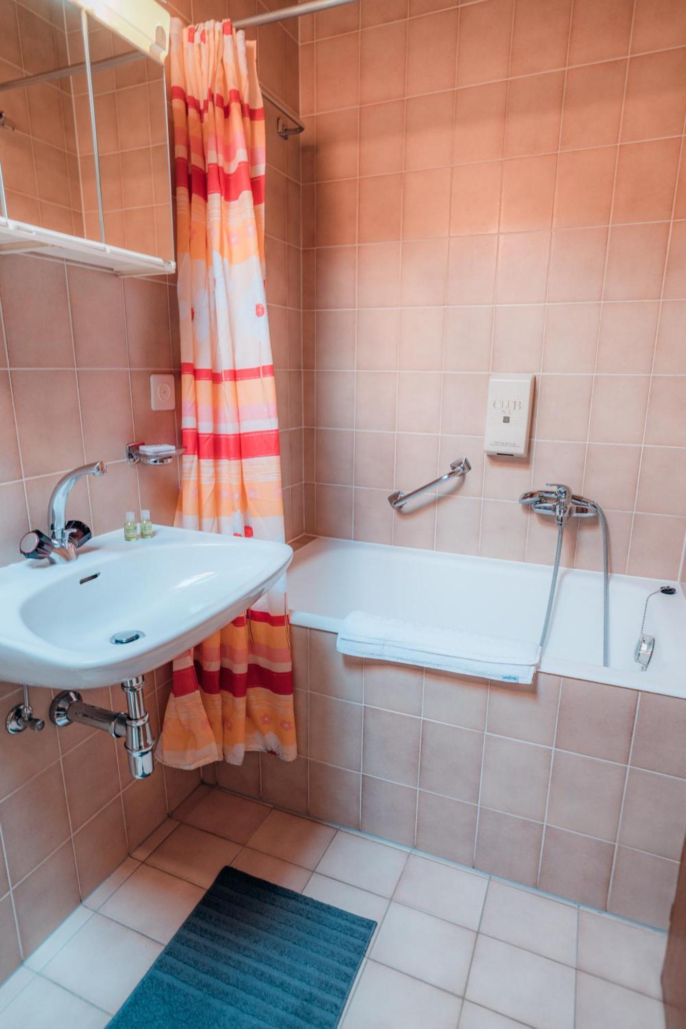 Relais Fleuri Hotel Chermignon-d'en Bas Kültér fotó