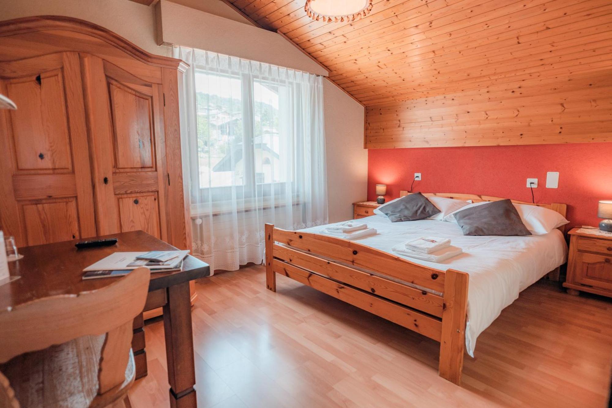 Relais Fleuri Hotel Chermignon-d'en Bas Kültér fotó